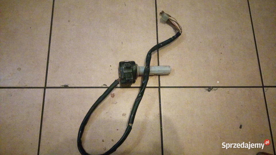 Suzuki GS 550 1979 przełącznik prawy Białystok