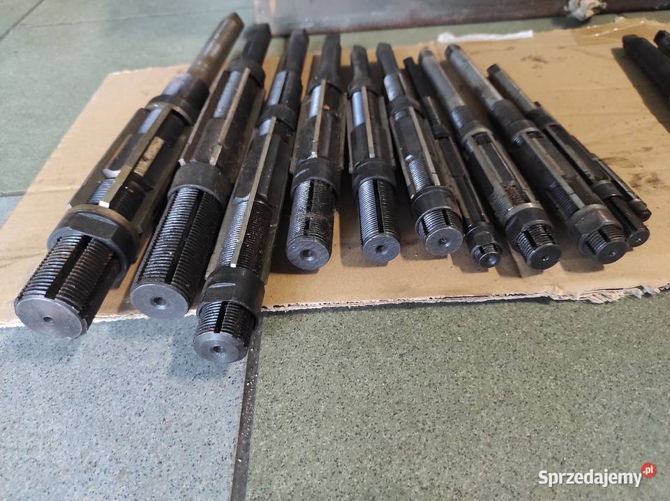 Rozwiertak nastawny do metalu HSS Ostrowiec Świętokrzyski