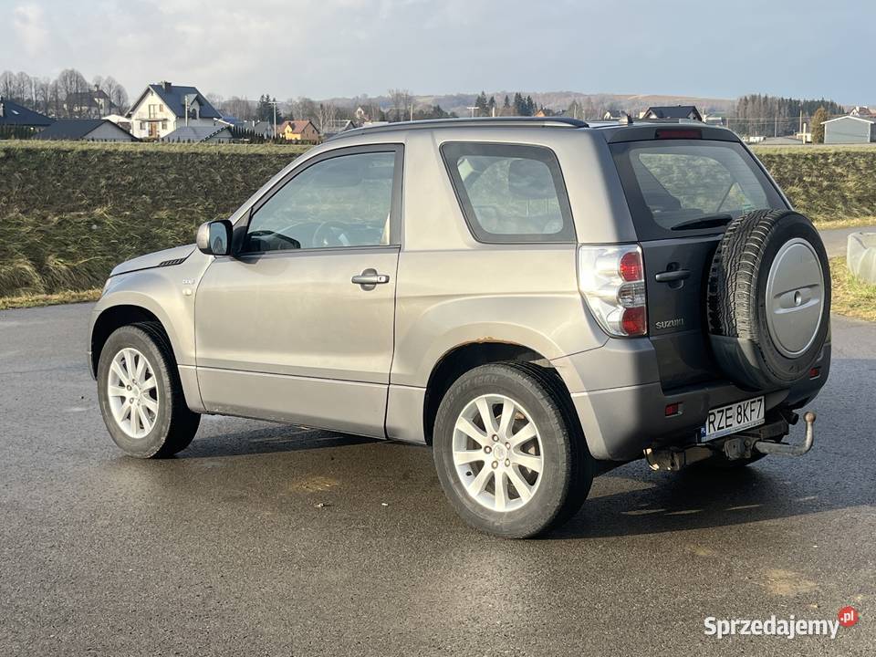 Suzuki Grand Vitara II 19 ddis hak krótka 4x4 Dynów