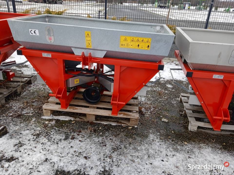 Rozsiewacz do nawozów STRUMYK nieuszkodzony Kalisz