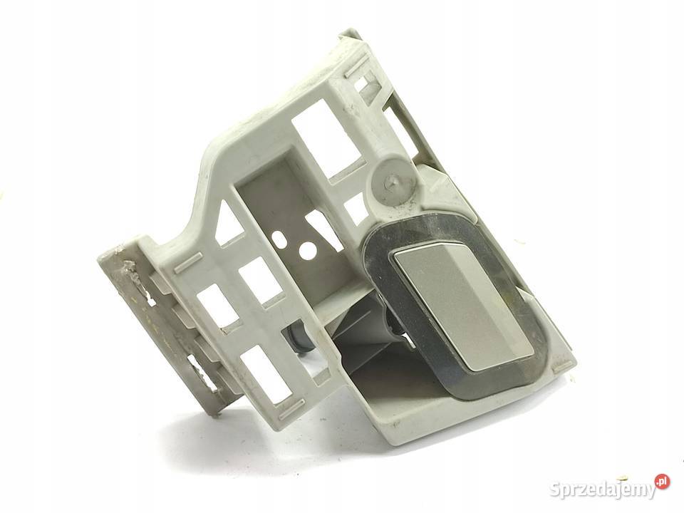 ZAŚLEPKA SPRYSKIWACZA LEWA SKODA OCTAVIA III osobowe