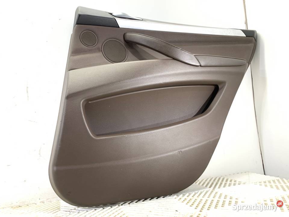 BOCZEK DRZWI TYŁ PRAWY BMW E70 SUV 0613 Tapicerki samochodowe
