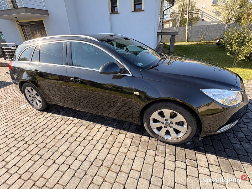 Opel Insignia A Sports Tourer 2010 20 CDTI małopolskie