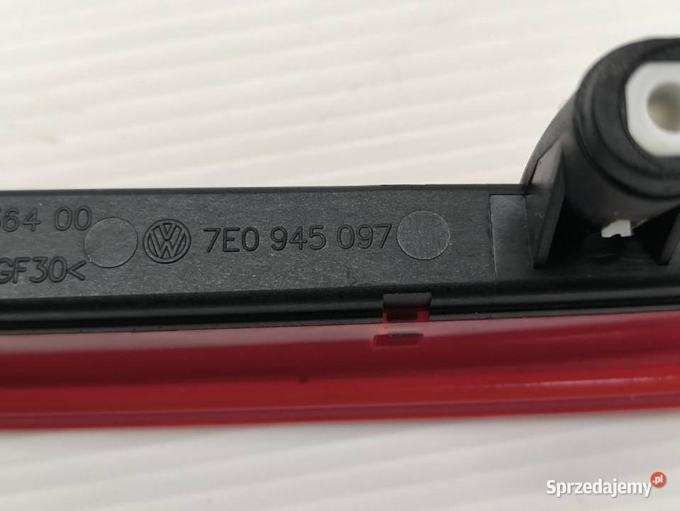 ŚWIATŁO STOP TYŁ W KLAPĘ NOWE ORGINAŁ VOLKSWAGEN osobowe