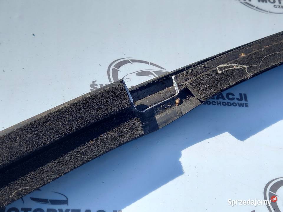 NISSAN MICRA V K14 19r listwa zgarniająca prawa Kielce sprzedam