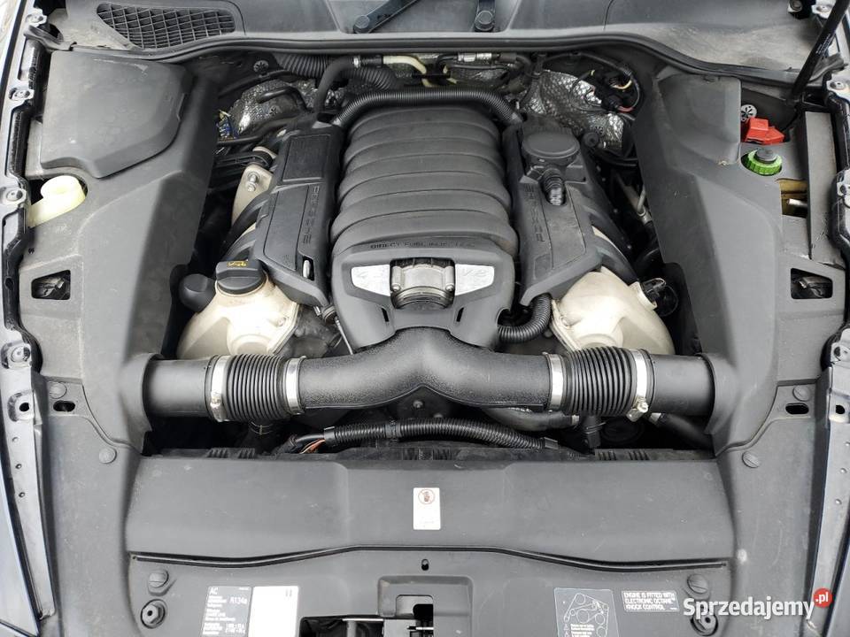 2014 PORSCHE CAYENNE S 4800cm3 Bełchatów