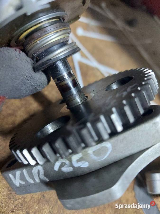 Kawasaki klr 250 pompa oleju wałek wirnik pompa Jelenia Góra