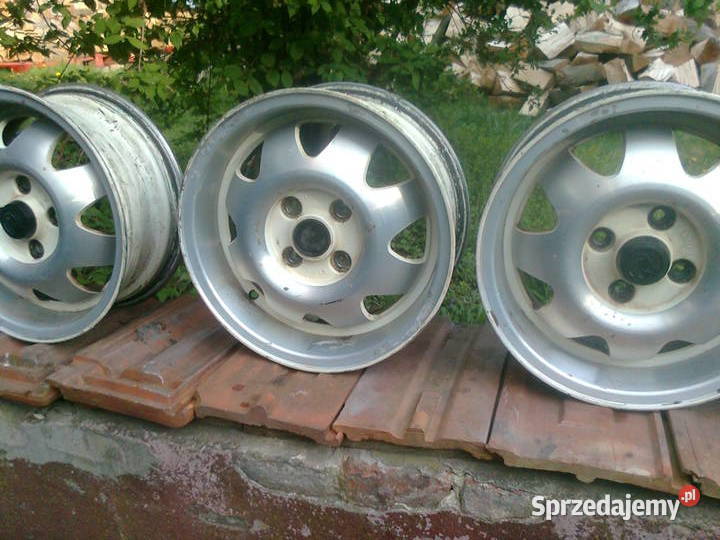 Felgi aluminiowe 14 szeroki rant Audi VW Golf Samochodowe