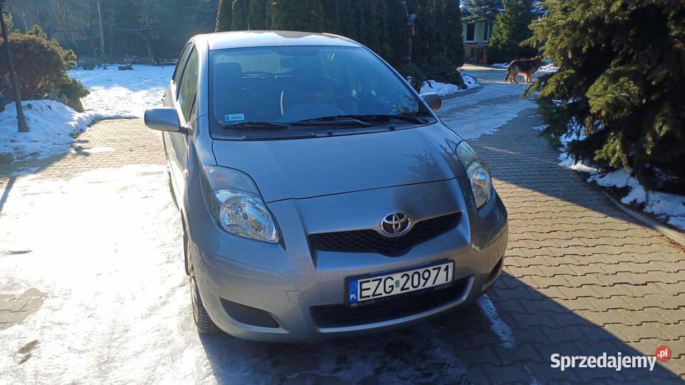 Toyota Yaris 13 vvti 2010 benzyna Ignacew Folwarczny