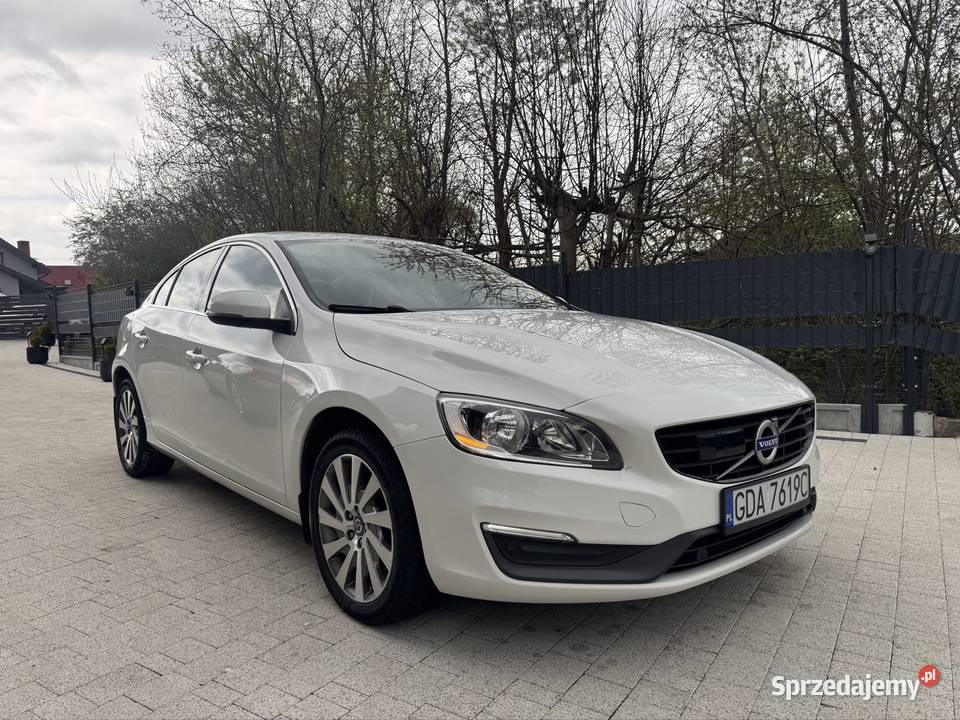 Volvo s60 25 t 300 koni niski przebieg