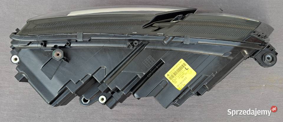 Lampa przód lewa Skoda Octavia III FL 20162020 osobowe Mielęcin