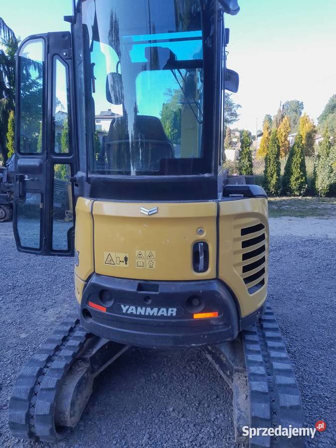 Minikoparka yanmar vio26