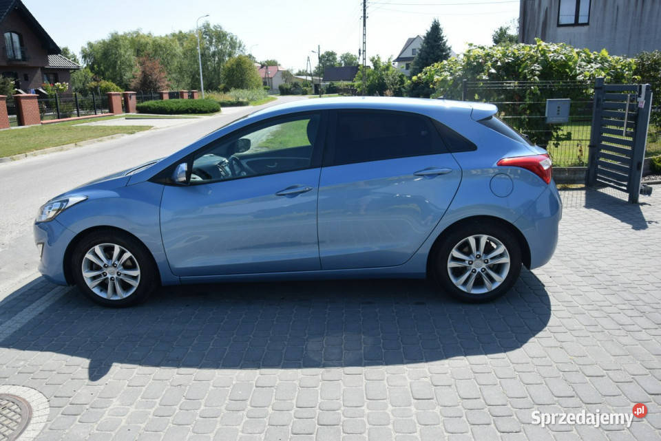 Hyundai i30 14B Klimatronik 99 Sprowadzony benzyna i30 Majdan Sieniawski sprzedam