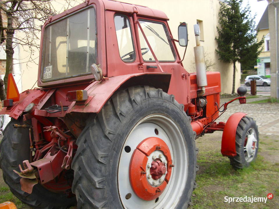 Ciągnik MTZ 82