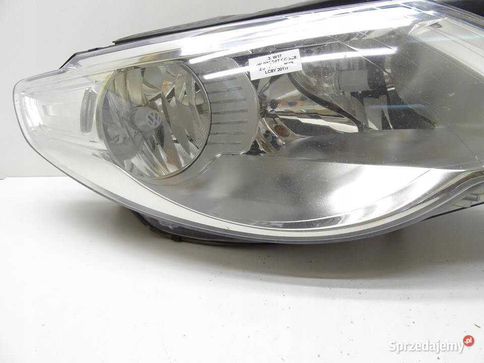LAMPA REFLEKTOR PRAWA PRAWY PRZÓD PRZEDNIA VW