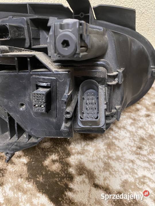 Lampa Przednia Lewa Golf 4 IV R32 Rok produkcji 2005 Lwówek Śląski