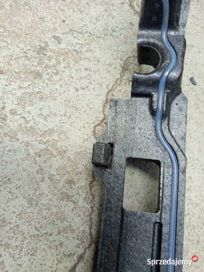 Absorber zderzaka przedniego Touran 15 roku Karoseria Rzeszów sprzedam