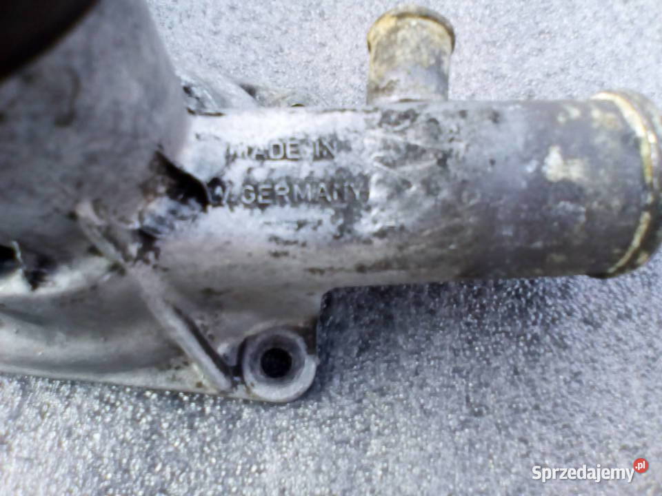Opel Kadett D Pompa wody termostat Bukownica