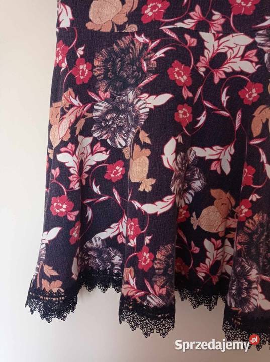 Sukienka w kwiaty podlaskie Hajnówka