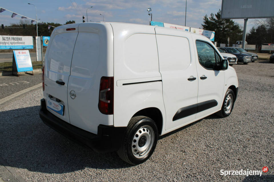 Opel Combo VAN Vat1 Fvat netto 34 878PLN Salon komputer pokładowy Warszawa