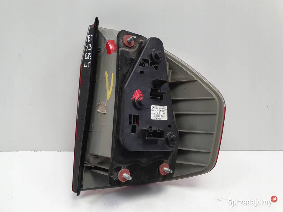 BMW X3 E83 0306r TYLNIA TYLNA LAMPA LEWA lewy Lampy tylne lubelskie Janów sprzedam