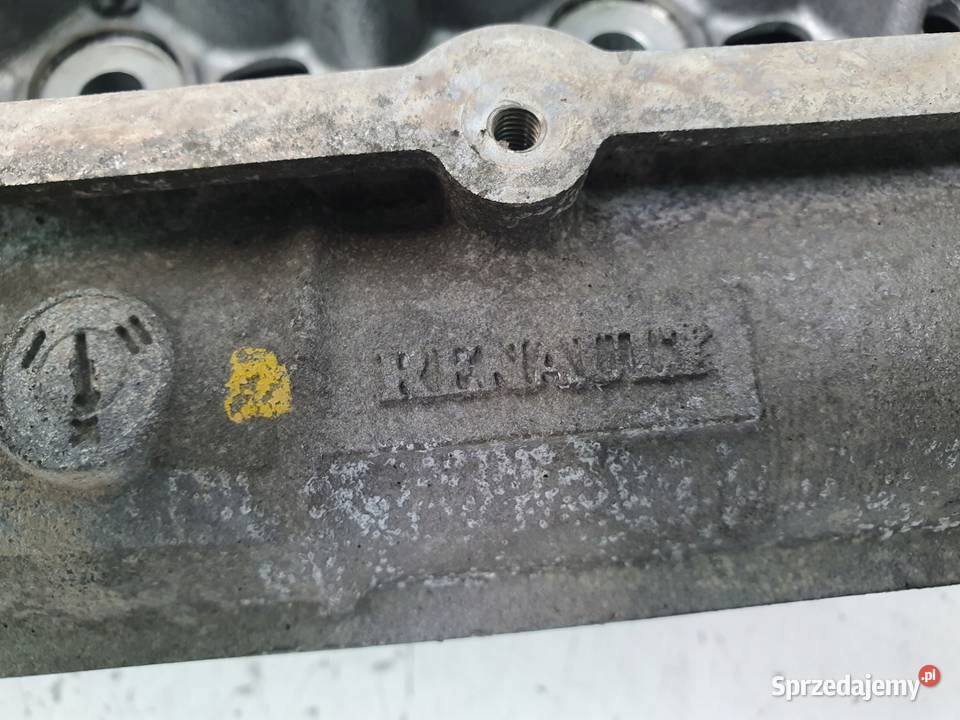 GŁOWICA CYLINDRÓW Renault Clio III 15 DCI wałek