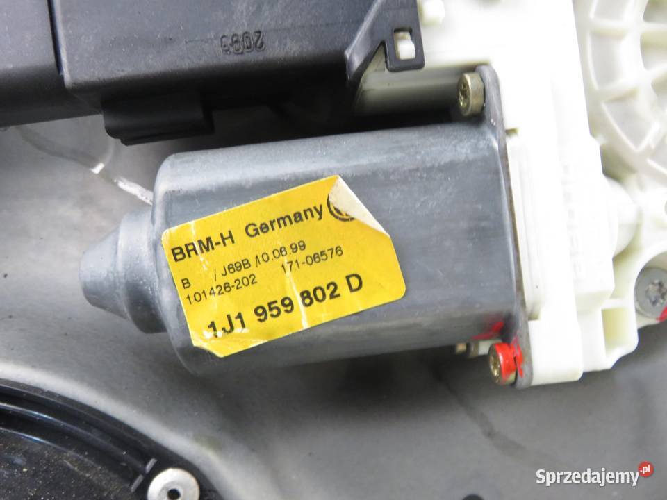 PODNOŚNIK SZYBY PRAWY 3D VW GOLF IV 1J4837462H osobowe