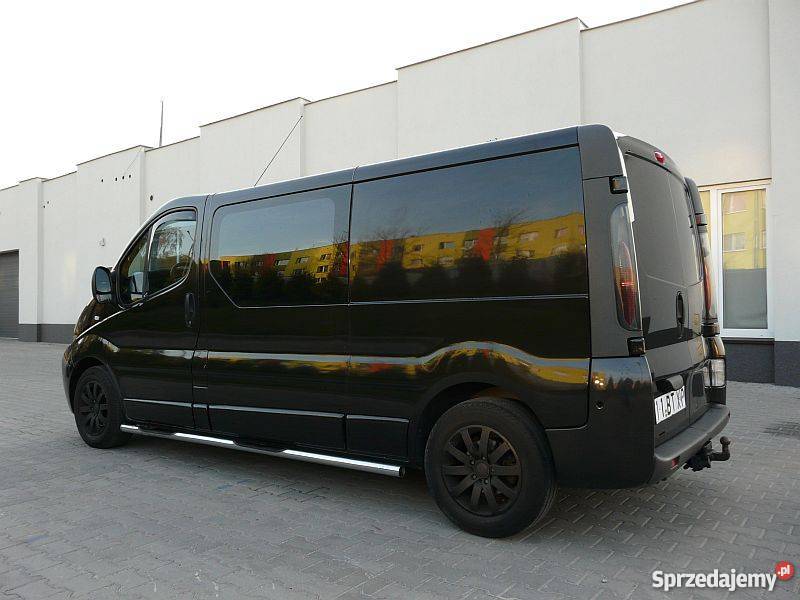 RENAULT TRAFIC 25 DCI 135 Długi KLIMA welurowa tapicerka Samochody dostawcze sprzedam