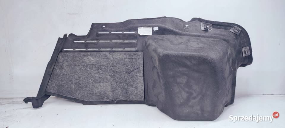 TAPICERKA BOCZEK BAGAŻNIKA AUDI A6 C6 4F5863887J Przystajń