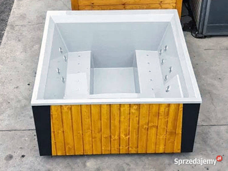 JACUZZI OGRODOWE MODERN 5 W ZABUDOWIE Z DREWNA Z Jacuzzi dolnośląskie Wrocław sprzedam