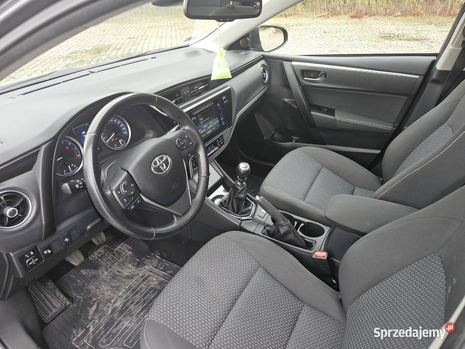 Toyota Corolla 2018r benzyna dolnośląskie Góra