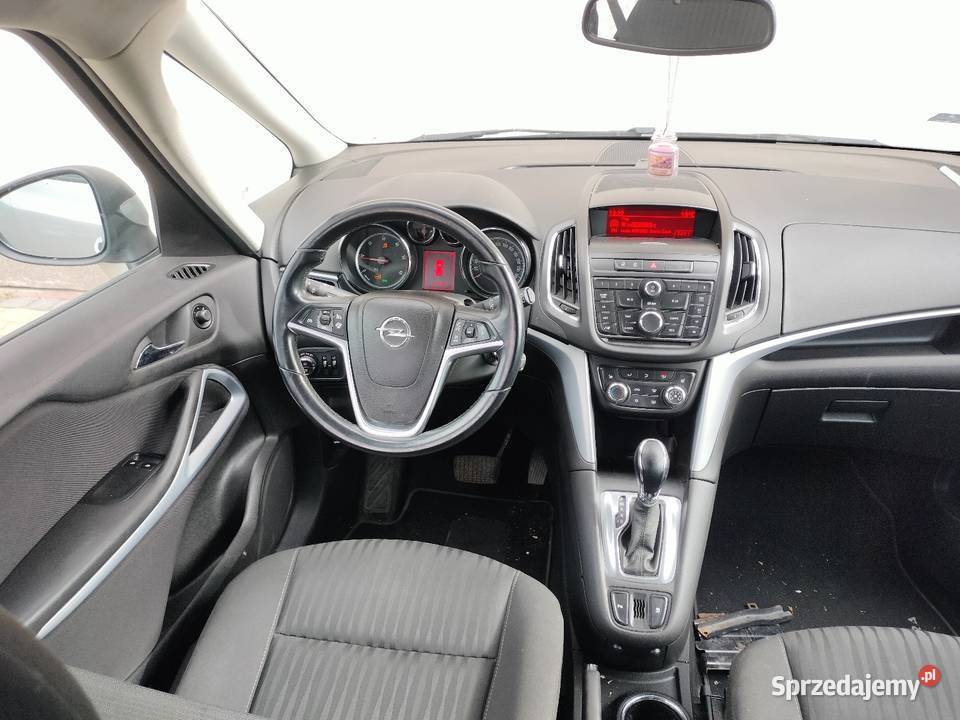 Opel Zafira Tourer 20 d 2013 180 Radom