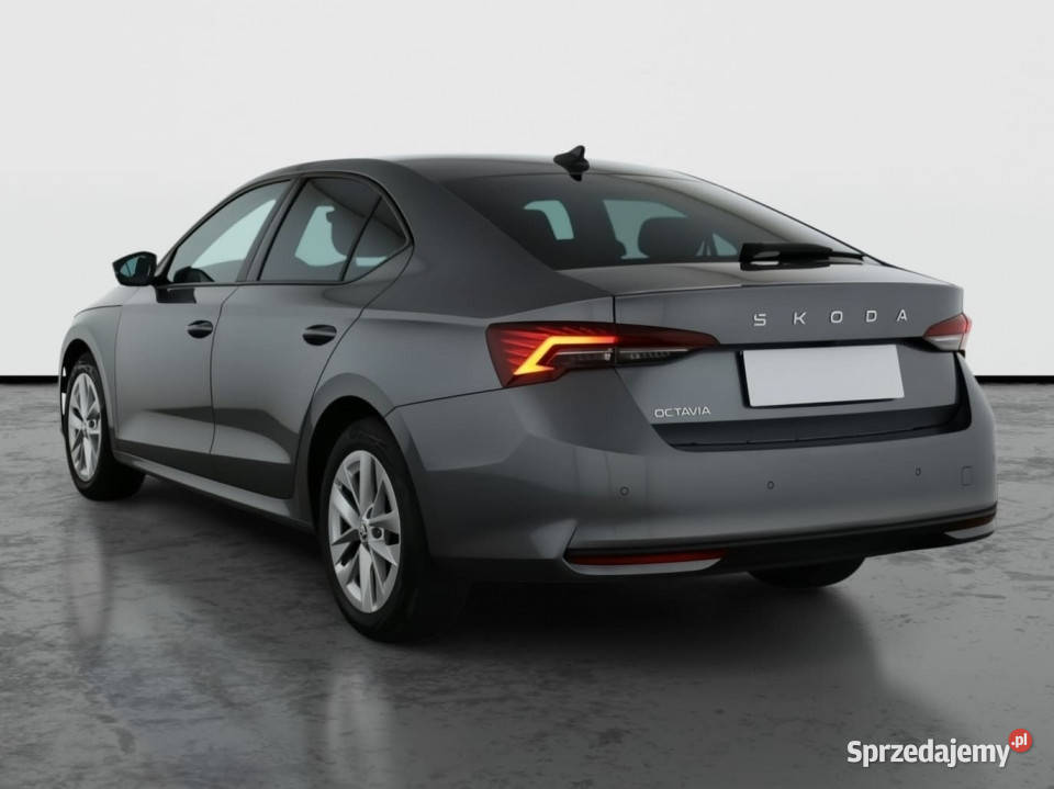 Skoda Octavia 15 eTSI mHEV automatyczna mazowieckie Piaseczno