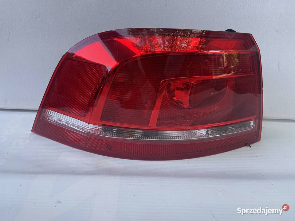 VW PASSAT B7 KOMBI LEWA LAMPA TYŁ wielkopolskie Ostroróg