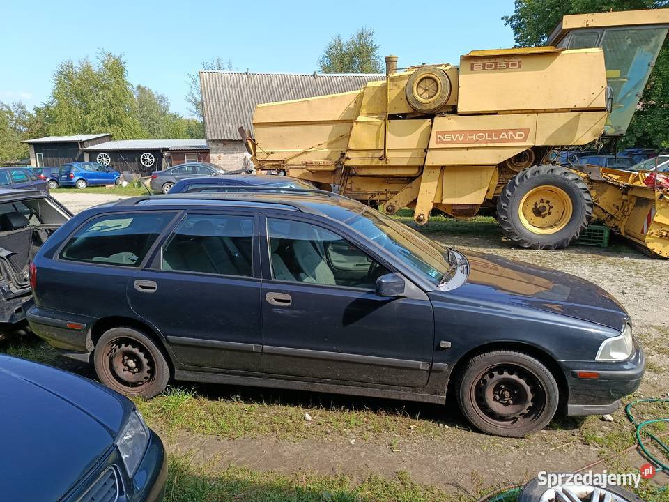 Volvo V 40 19 D 70 kW 2000 r dawca części osobowe Szklarka Myślniewska