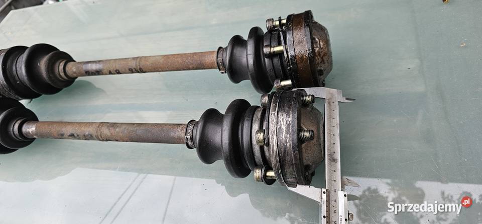 Półoś mercedes w202 18 Rok produkcji 1993 Półosie wielkopolskie Zbąszyń