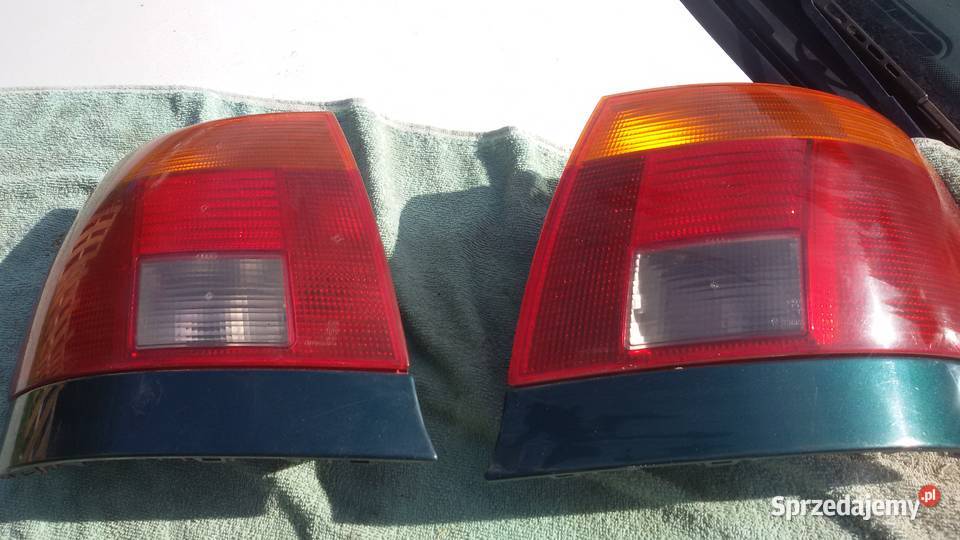 lampy tylne audia4b5 sedan Rok produkcji 1996