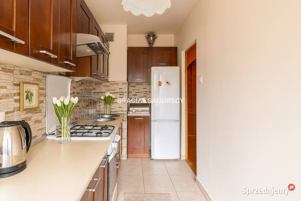 Mieszkanie 5835m2 3 pokoje Kraków Powstańców