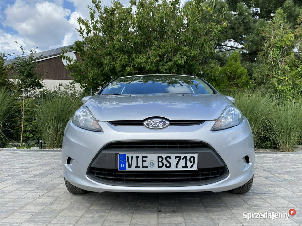 Ford Fiesta zadbana oryginalny przebieg Mk7 2008 światła przeciwmgielne wielkopolskie Poznań