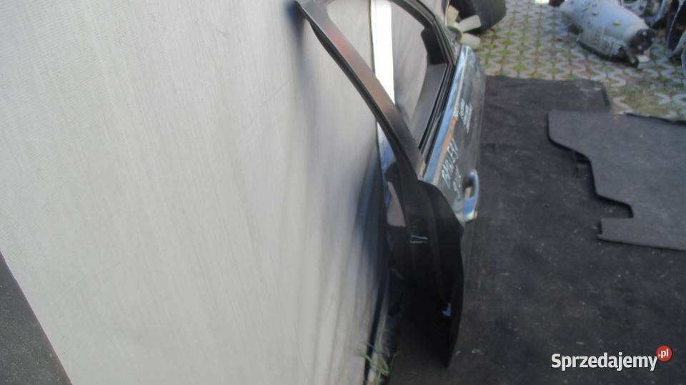 BMW E91 E90 LIFT 11r KOMBI drzwi prawe przód