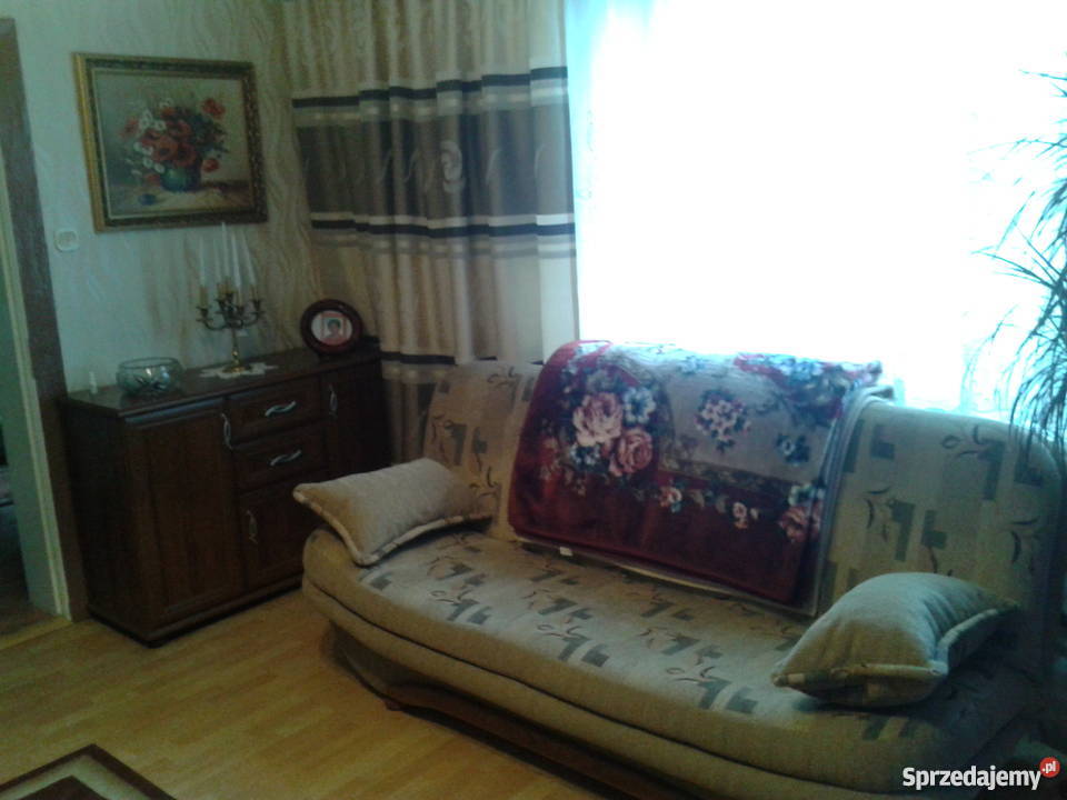 Sprzedam mieszkanie w Pakości kamienica Pakość