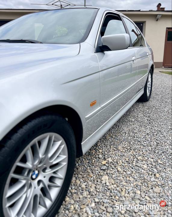 BMW e39 w stanie zadbana Seria 5 Siedleszczany