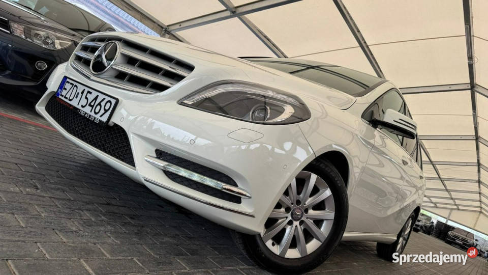 Mercedes B 180 W246 2011 1595cm3 łódzkie Zduńska Wola