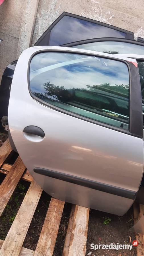 drzwi prawe Peugeot 206 5d lak EZAC kompletne dolnośląskie Dębno