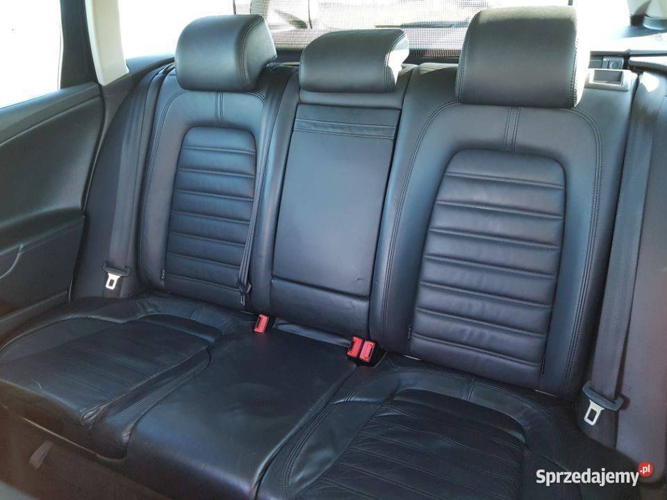 Volkswagen Passat B6 32 V6 FSI 250 4MOTION Bolęcin