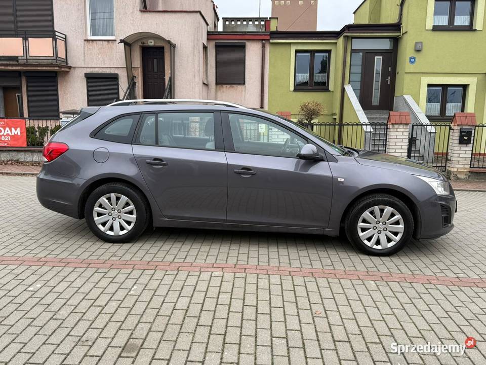 Chevrolet Cruze 16 Benzyna Kombi Lift 2012 pomorskie