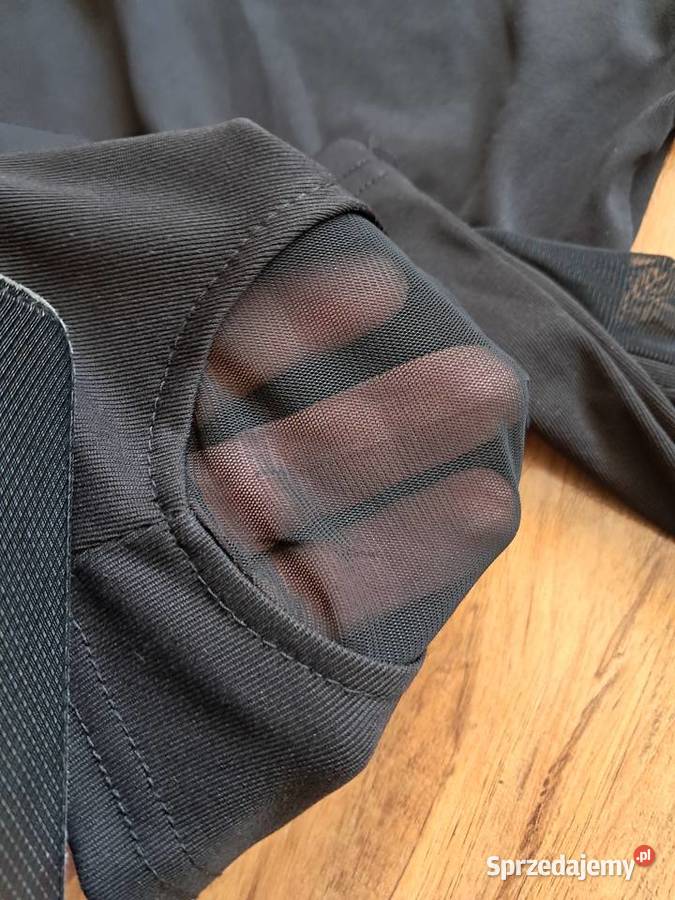 nowa czarna bluzeczka z siateczką rozmiar S brak Sandomierz