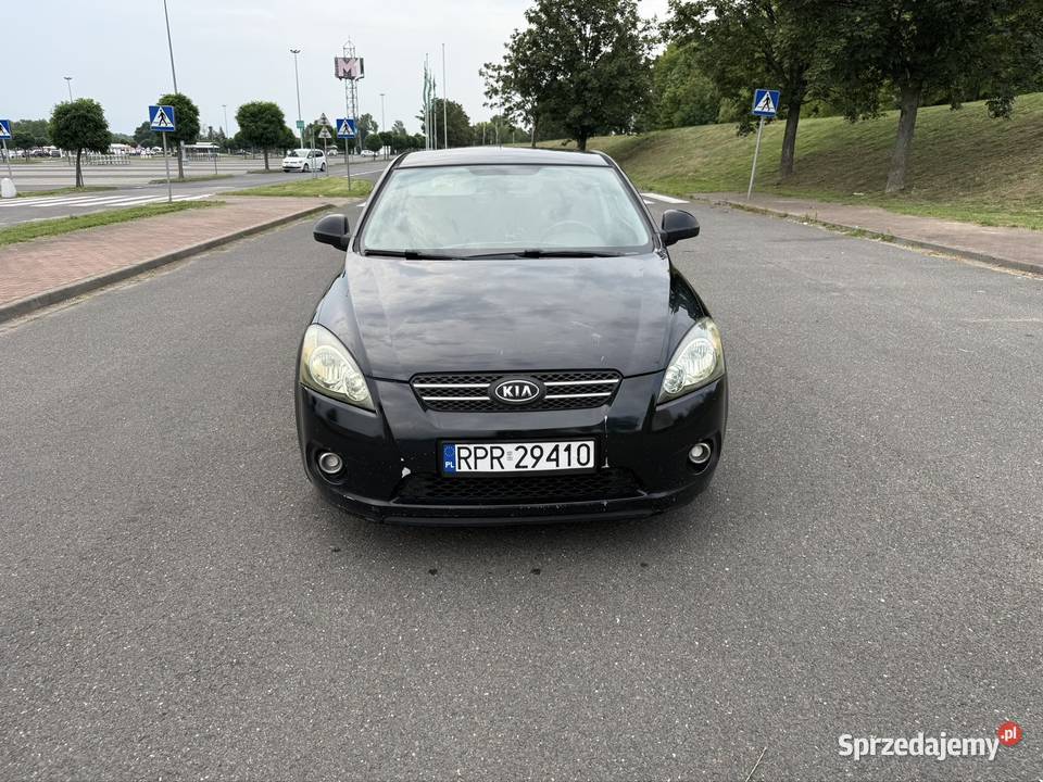 Kia Ceed 16 benzyna 2009r 232 klima sprawna Łódź