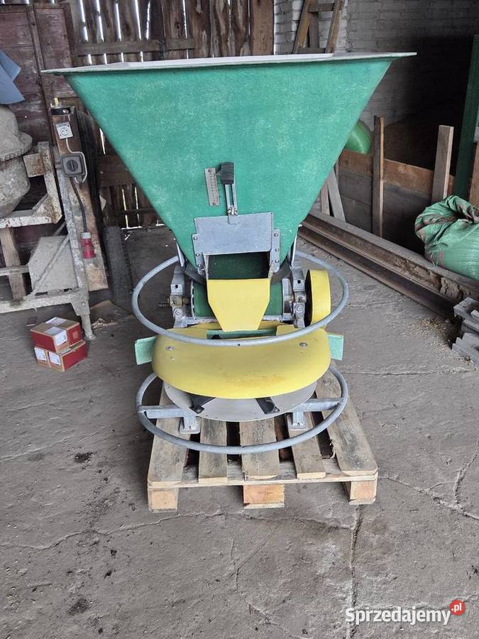 Rozsiewacz kłos NO21 lubelskie Serokomla sprzedam