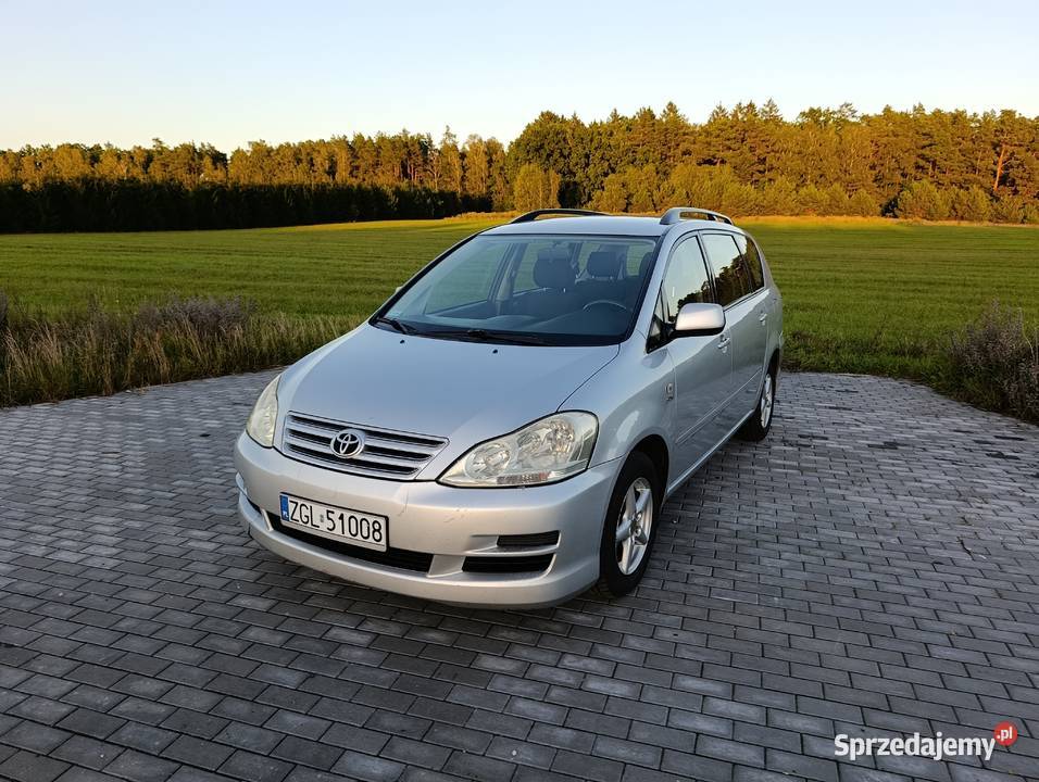 Toyota Avensis Verso 20 D4D zachodniopomorskie